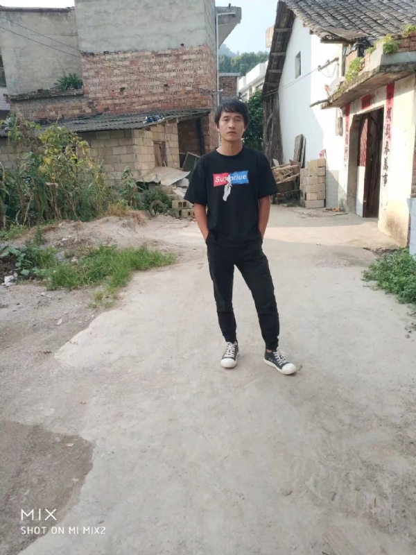 活活该的第一张照片--黔南交友中心